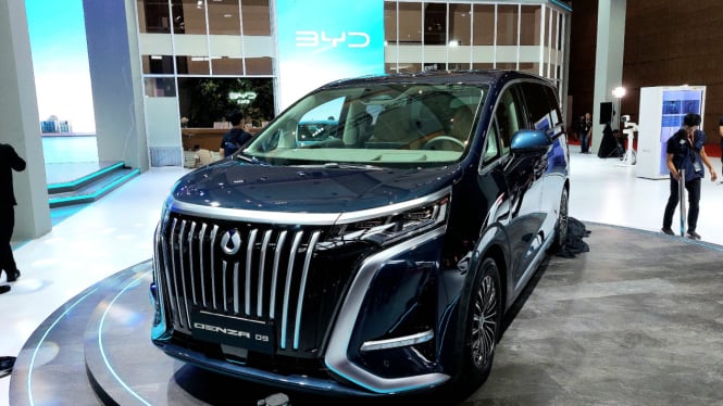 Deretan Mobil yang Tidak Bisa Dibeli di IIMS 2024