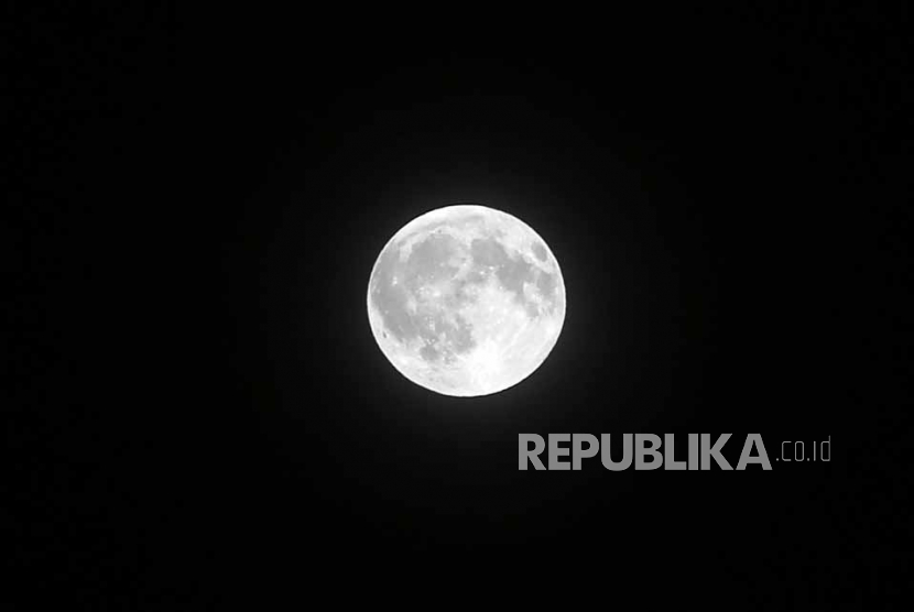 Gerhana Bulan Penumbra Diprediksi Terjadi Hari Ini Mulai Pukul 11.50 WIB, Begini Prosesnya