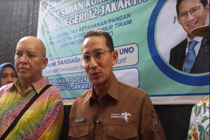 Sandiaga Uno Dukung Budidaya Jamur di SMPN 12 Wijaya untuk Program Ketahanan Pangan